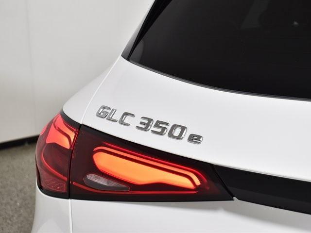 new 2025 Mercedes-Benz GLC 350e car, priced at $66,285