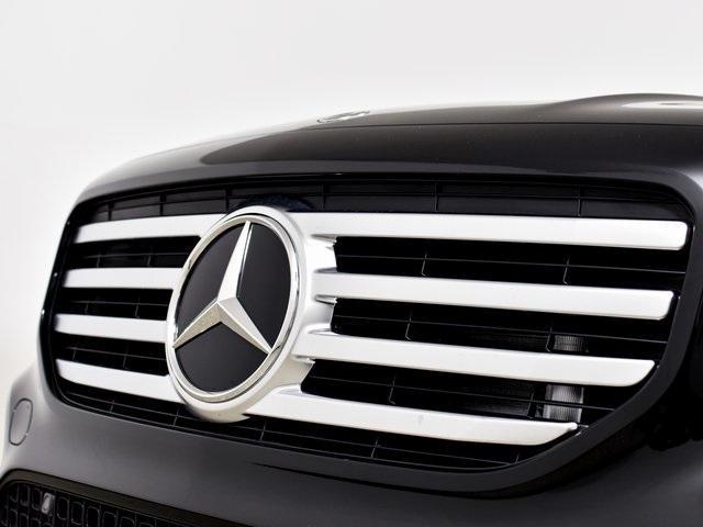 new 2024 Mercedes-Benz GLB 250 car, priced at $50,090