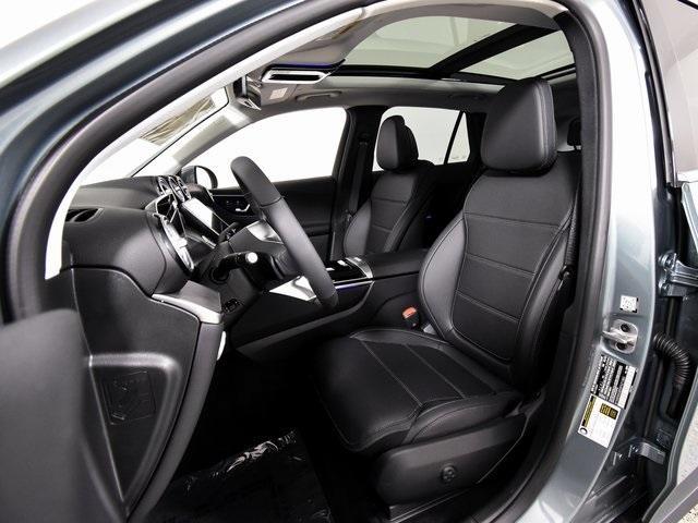 new 2025 Mercedes-Benz GLC 350e car, priced at $65,685
