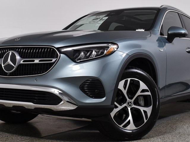 new 2025 Mercedes-Benz GLC 350e car, priced at $65,685