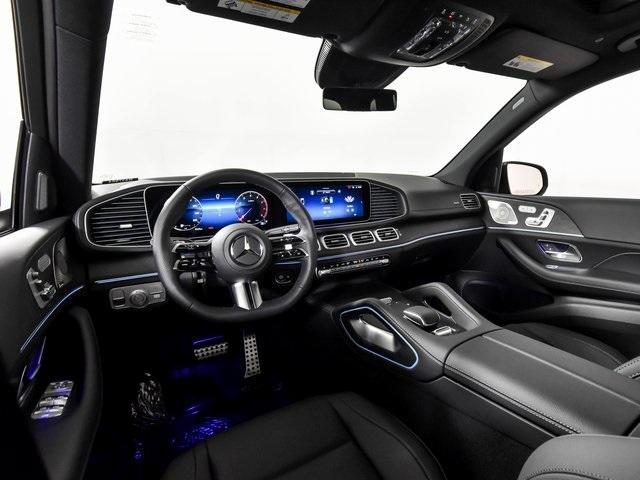 new 2025 Mercedes-Benz GLS 450 car, priced at $98,410