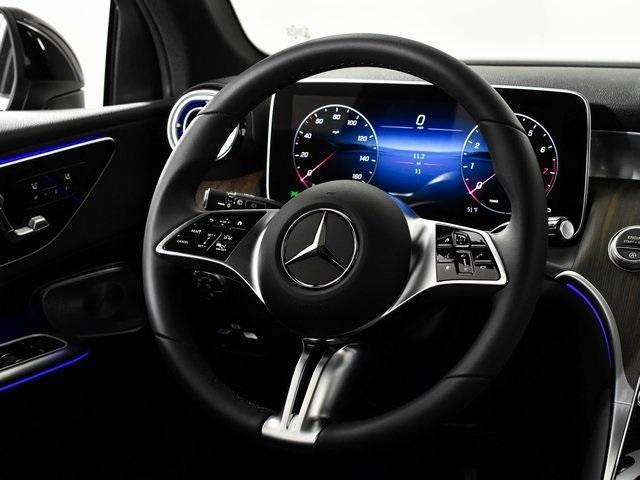 new 2025 Mercedes-Benz GLC 300 car, priced at $58,300