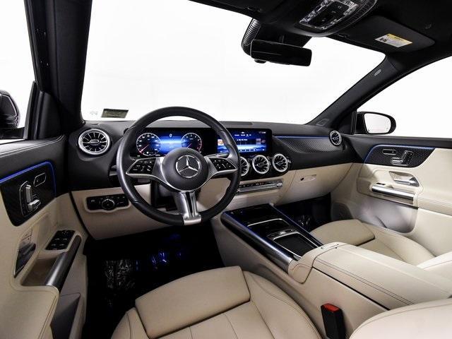 used 2024 Mercedes-Benz GLA 250 car, priced at $39,869