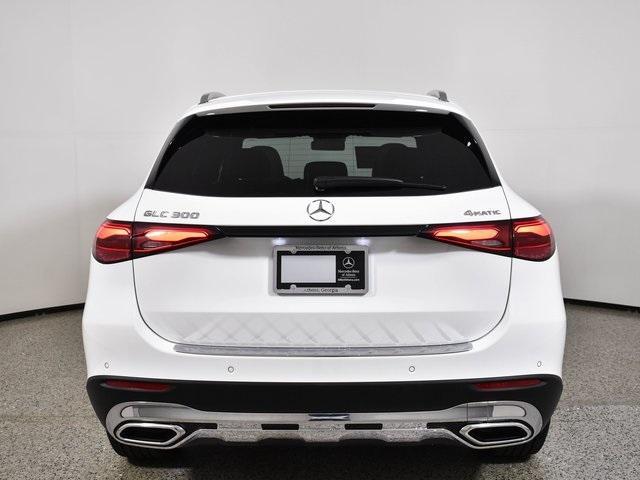 new 2025 Mercedes-Benz GLC 300 car, priced at $58,300