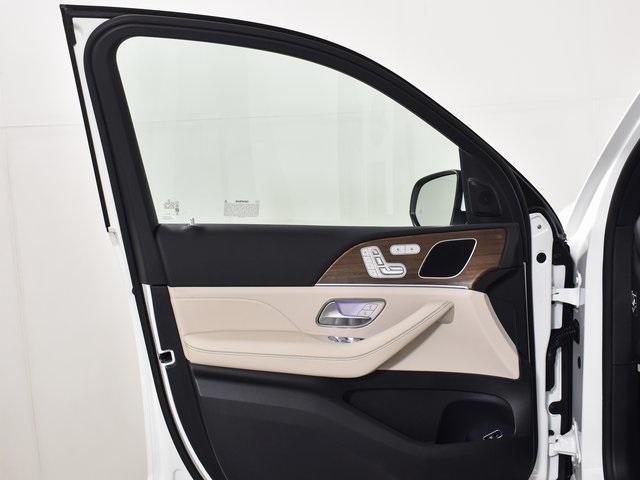 used 2025 Mercedes-Benz GLE 450 car, priced at $69,876