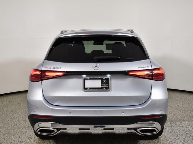 new 2024 Mercedes-Benz GLC 300 car, priced at $56,595