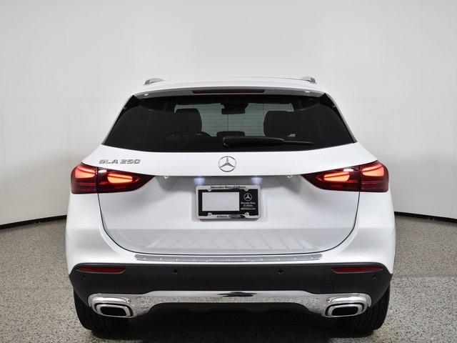 used 2024 Mercedes-Benz GLA 250 car, priced at $39,869