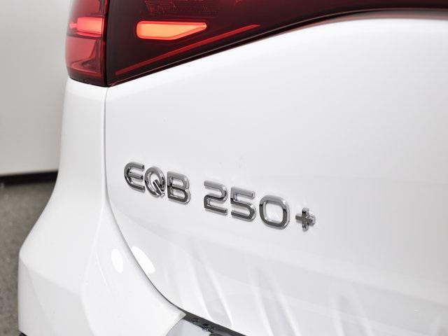 new 2024 Mercedes-Benz EQB 250 car, priced at $59,860