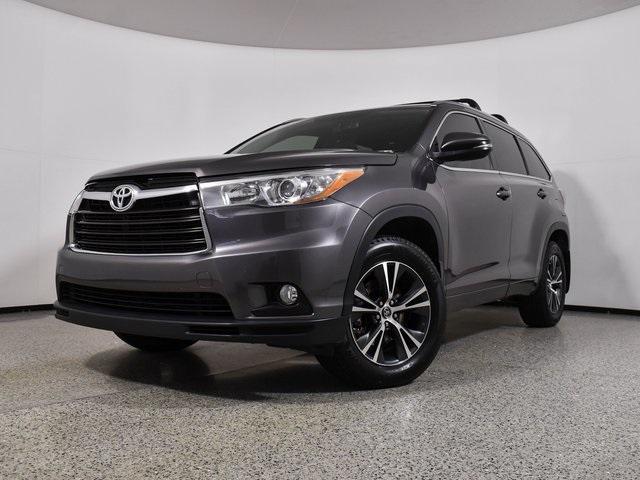 used 2016 Toyota Highlander car, priced at $22,860