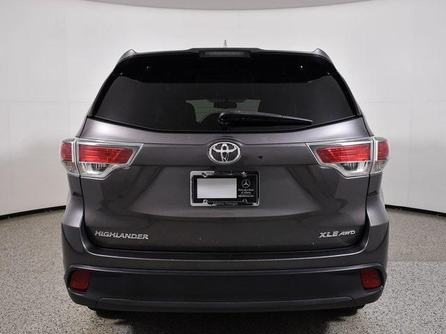 used 2016 Toyota Highlander car, priced at $22,860