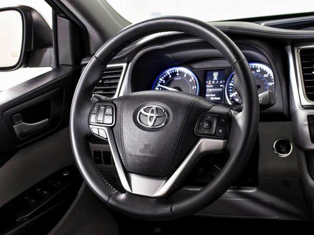 used 2016 Toyota Highlander car, priced at $22,860