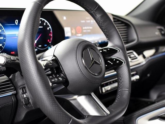 new 2025 Mercedes-Benz GLS 580 car, priced at $124,800