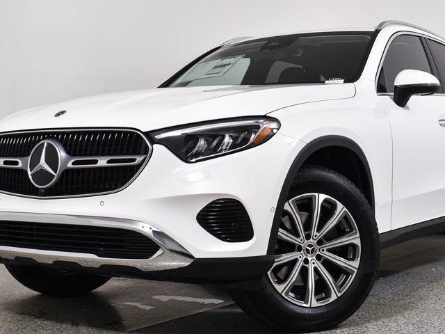 new 2024 Mercedes-Benz GLC 300 car, priced at $50,985