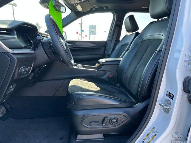 used 2024 Jeep Grand Cherokee car, priced at $44,995