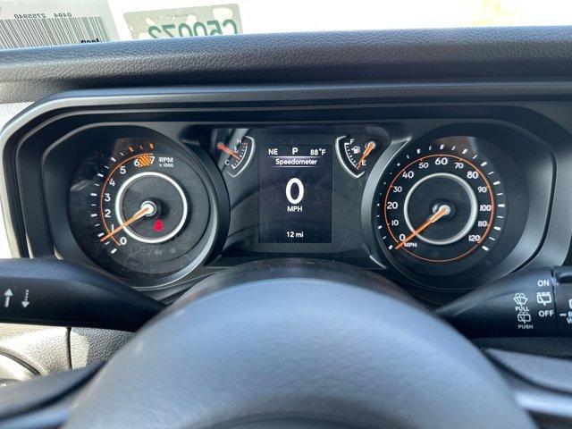 new 2025 Jeep Wrangler car, priced at $46,075