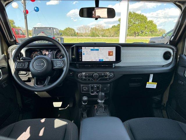 new 2025 Jeep Wrangler car, priced at $46,075