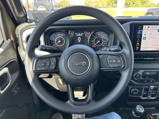 new 2025 Jeep Wrangler car, priced at $46,075