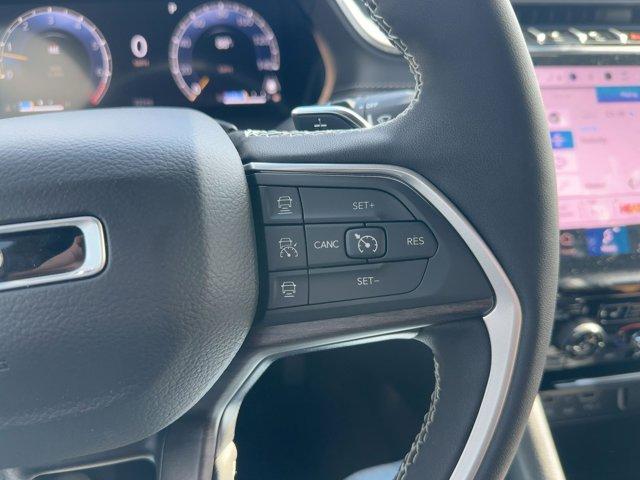 new 2025 Jeep Grand Cherokee L car