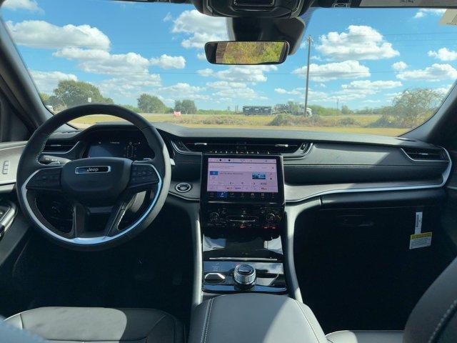 new 2025 Jeep Grand Cherokee L car, priced at $52,220