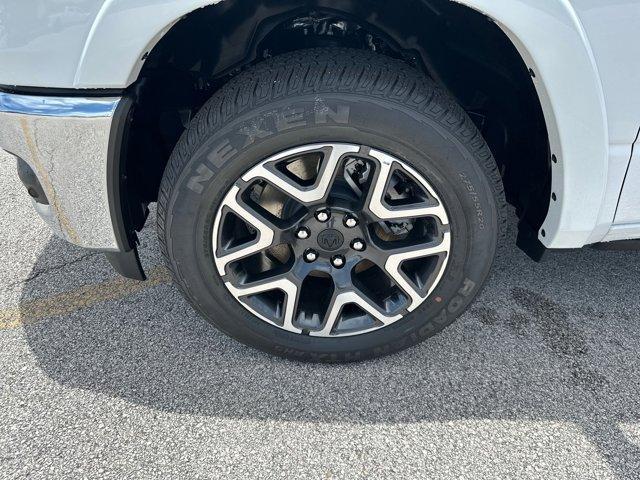 new 2025 Ram 1500 car, priced at $71,800