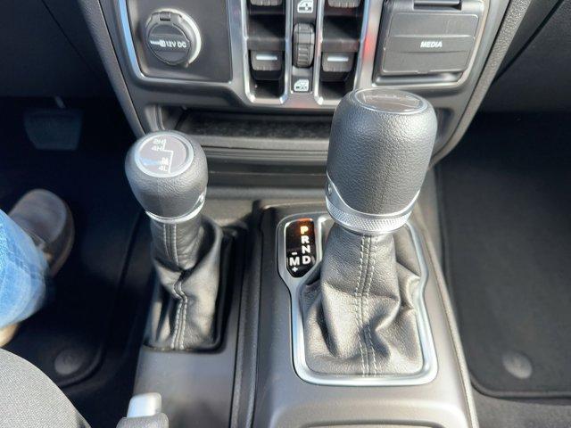 new 2025 Jeep Gladiator car, priced at $48,405