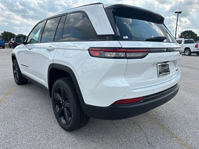 new 2025 Jeep Grand Cherokee car