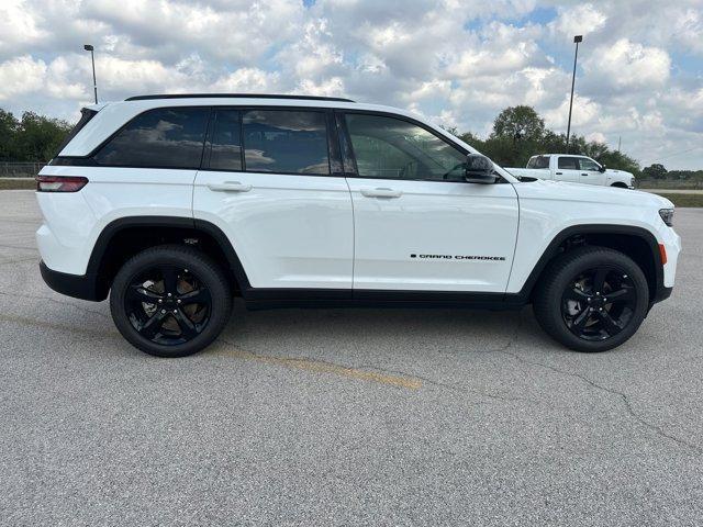 new 2025 Jeep Grand Cherokee car