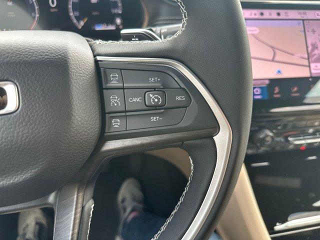 new 2025 Jeep Grand Cherokee car