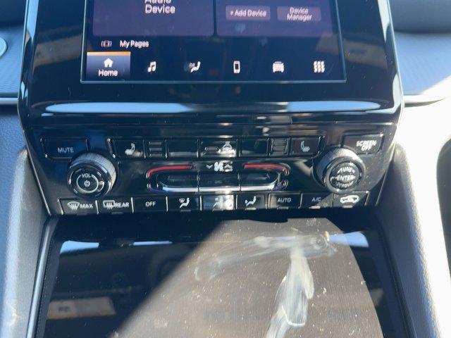 new 2025 Jeep Grand Cherokee car, priced at $45,875