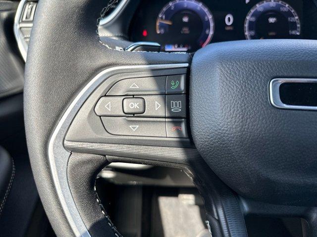 new 2025 Jeep Grand Cherokee car, priced at $39,425