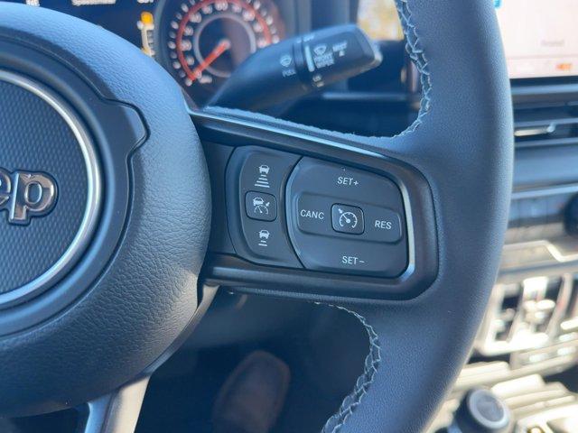 new 2025 Jeep Gladiator car