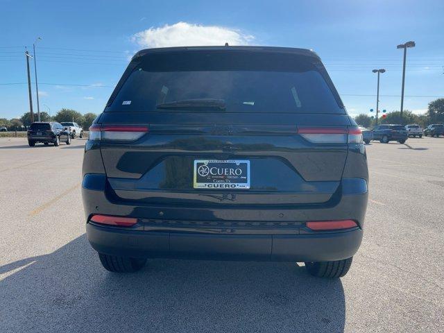 new 2025 Jeep Grand Cherokee car, priced at $45,875