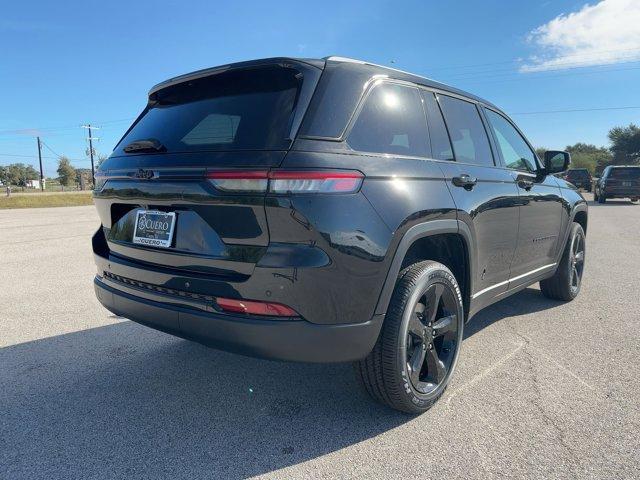 new 2025 Jeep Grand Cherokee car, priced at $45,875