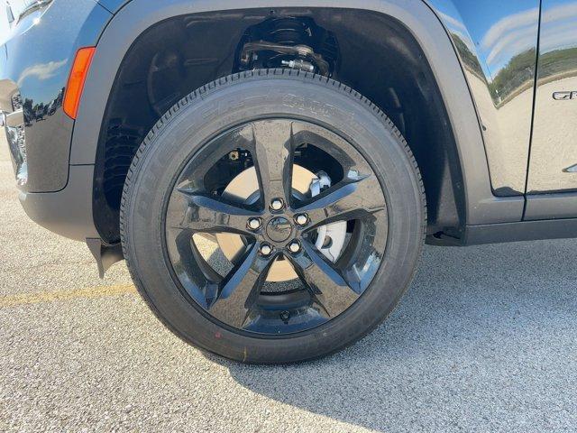 new 2025 Jeep Grand Cherokee car, priced at $45,875