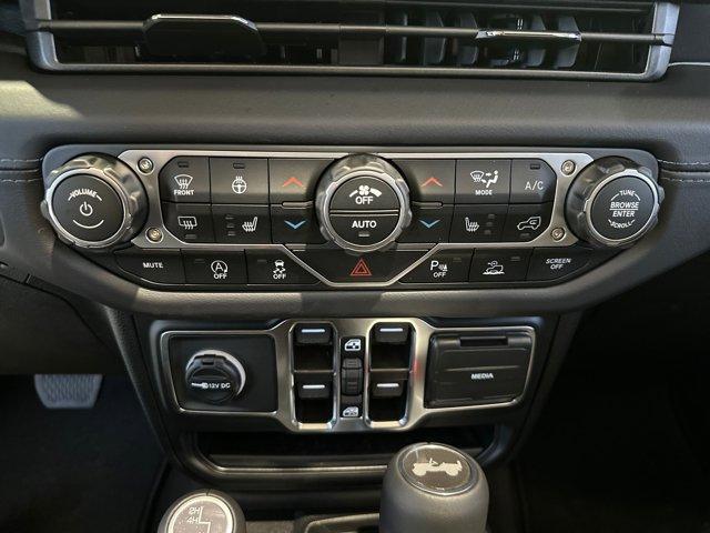 new 2025 Jeep Wrangler car, priced at $58,355