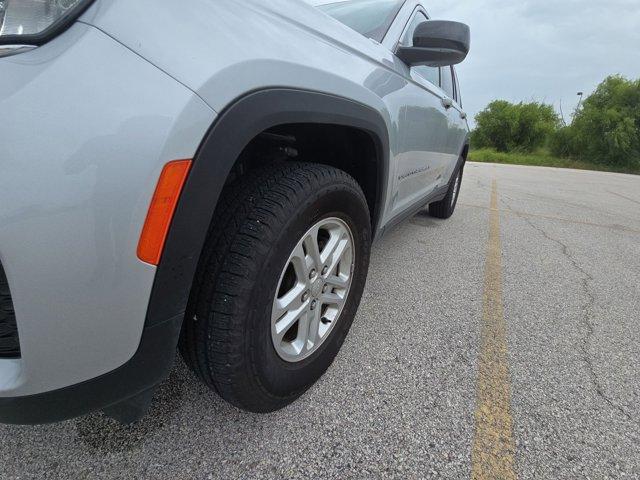 used 2025 Jeep Grand Cherokee car, priced at $39,995