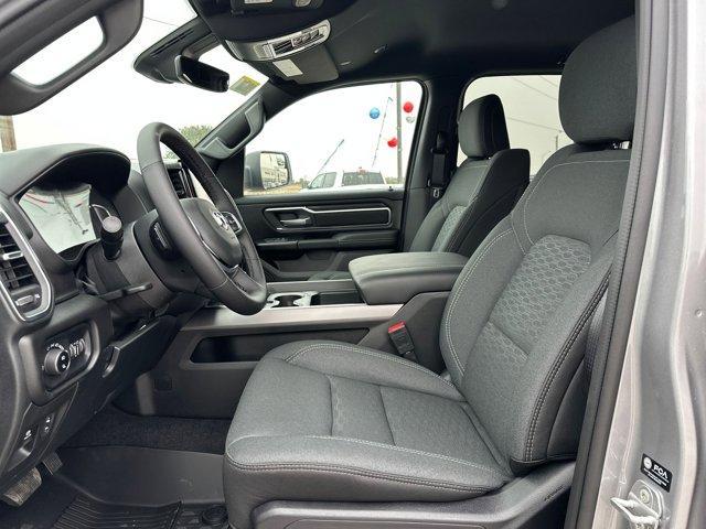 new 2025 Ram 1500 car, priced at $59,880