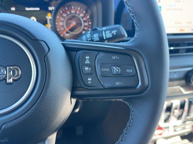 new 2025 Jeep Wrangler car, priced at $71,760