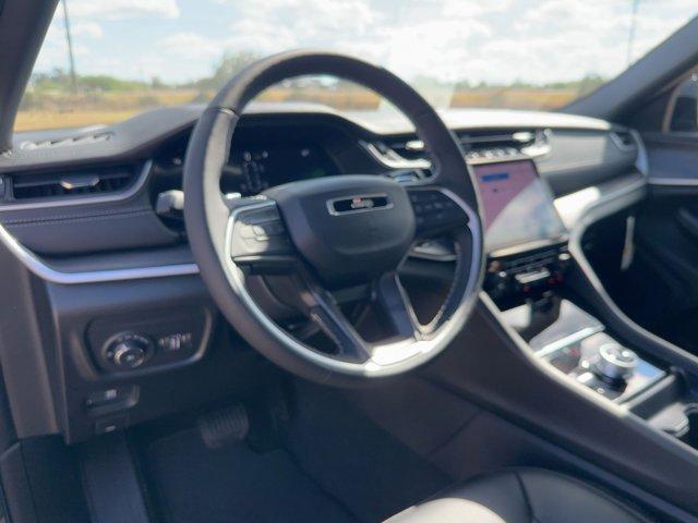 new 2025 Jeep Grand Cherokee L car, priced at $52,220