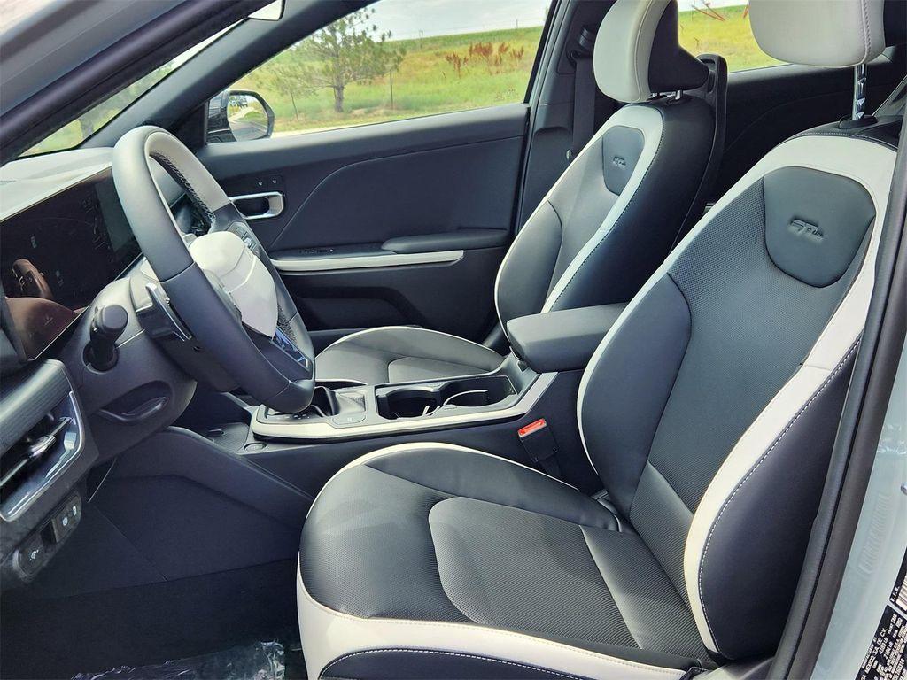 new 2025 Kia K4 car, priced at $27,004