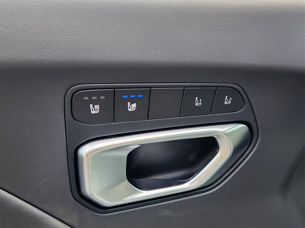 new 2025 Kia K4 car, priced at $27,004