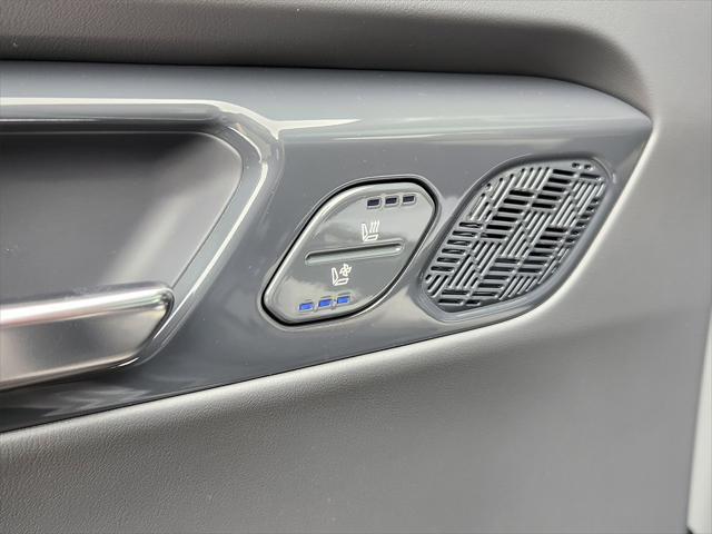 new 2026 Kia EV9 car, priced at $68,938