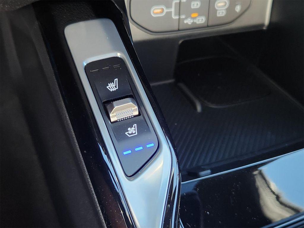 new 2026 Kia Sorento car, priced at $47,302