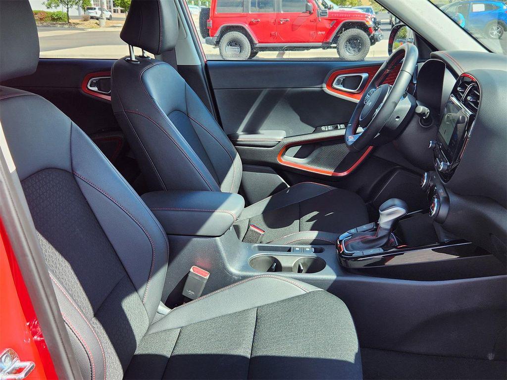 used 2025 Kia Soul car, priced at $21,352