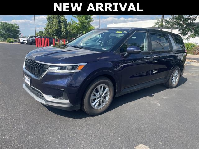used 2022 Kia Carnival car, priced at $27,556