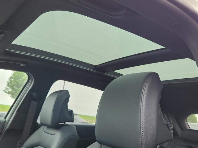 new 2025 Kia Sportage car, priced at $42,680