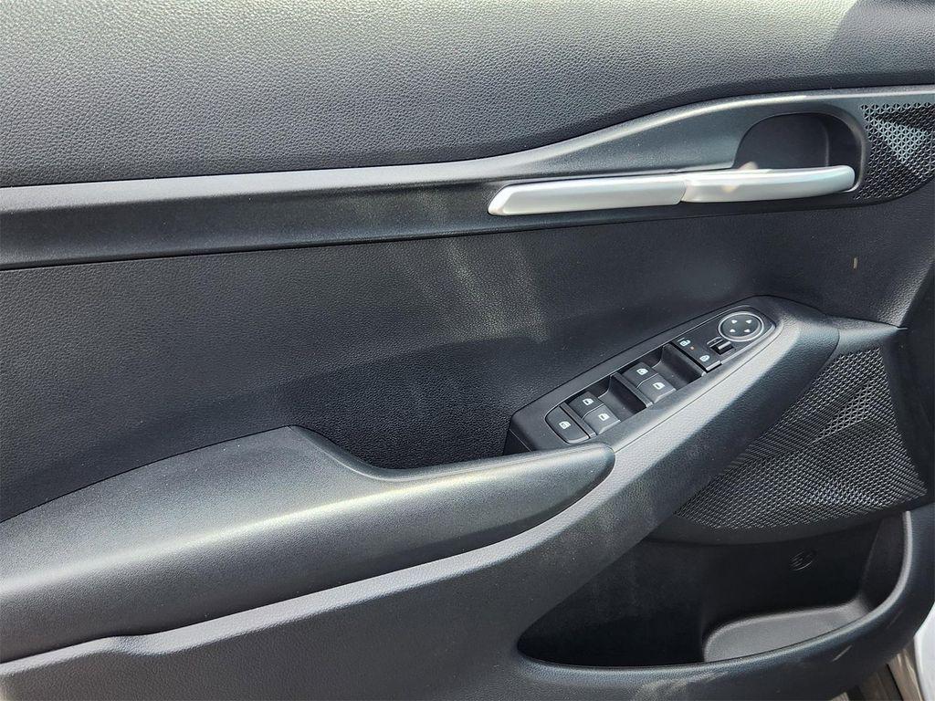 new 2026 Kia Seltos car, priced at $23,582