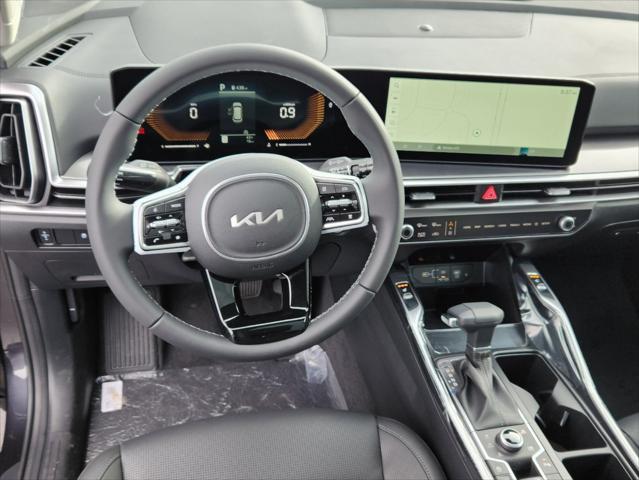 new 2025 Kia Sorento car, priced at $37,373