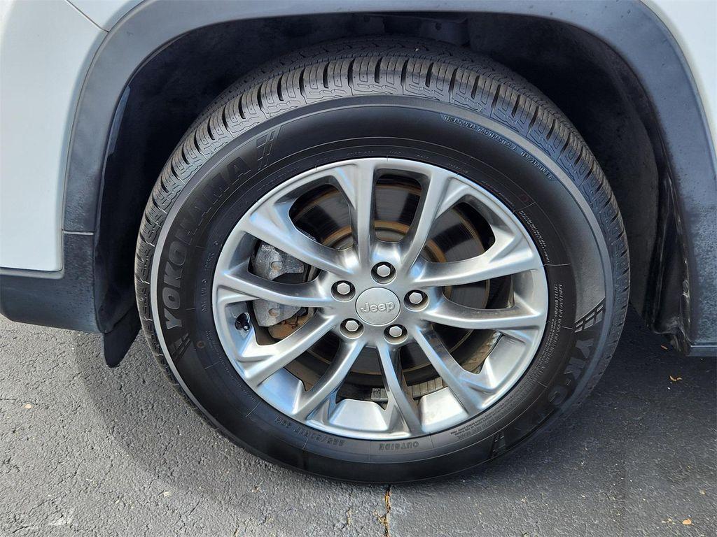 used 2020 Jeep Cherokee car, priced at $17,680