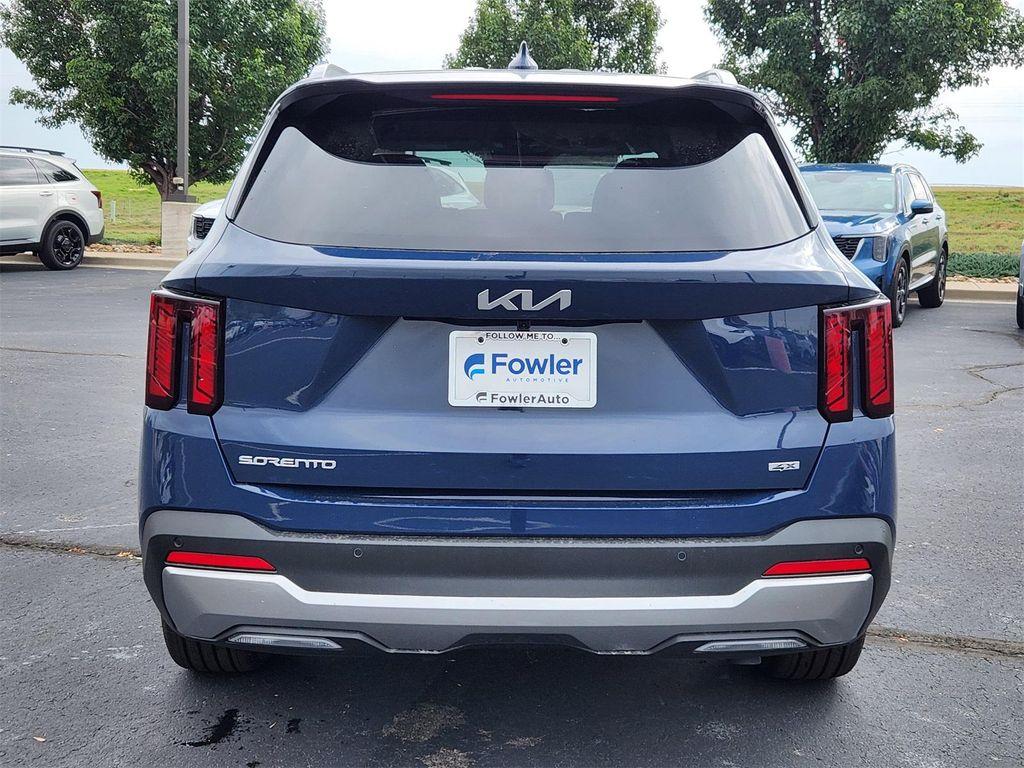 new 2026 Kia Sorento car, priced at $40,895